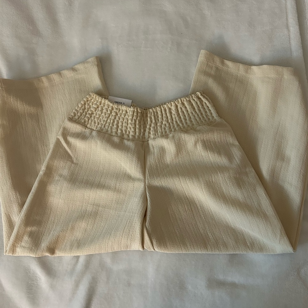 Beige Flowwy Pants